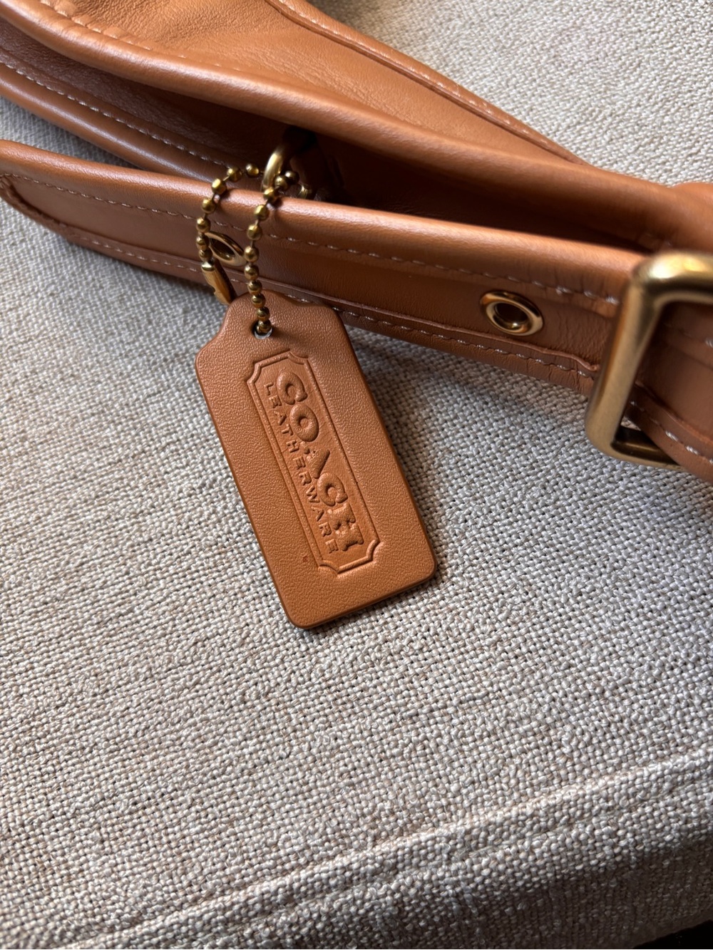Coach Ergo Shoulder Bag 33 in Natural - Picture 4 of 15